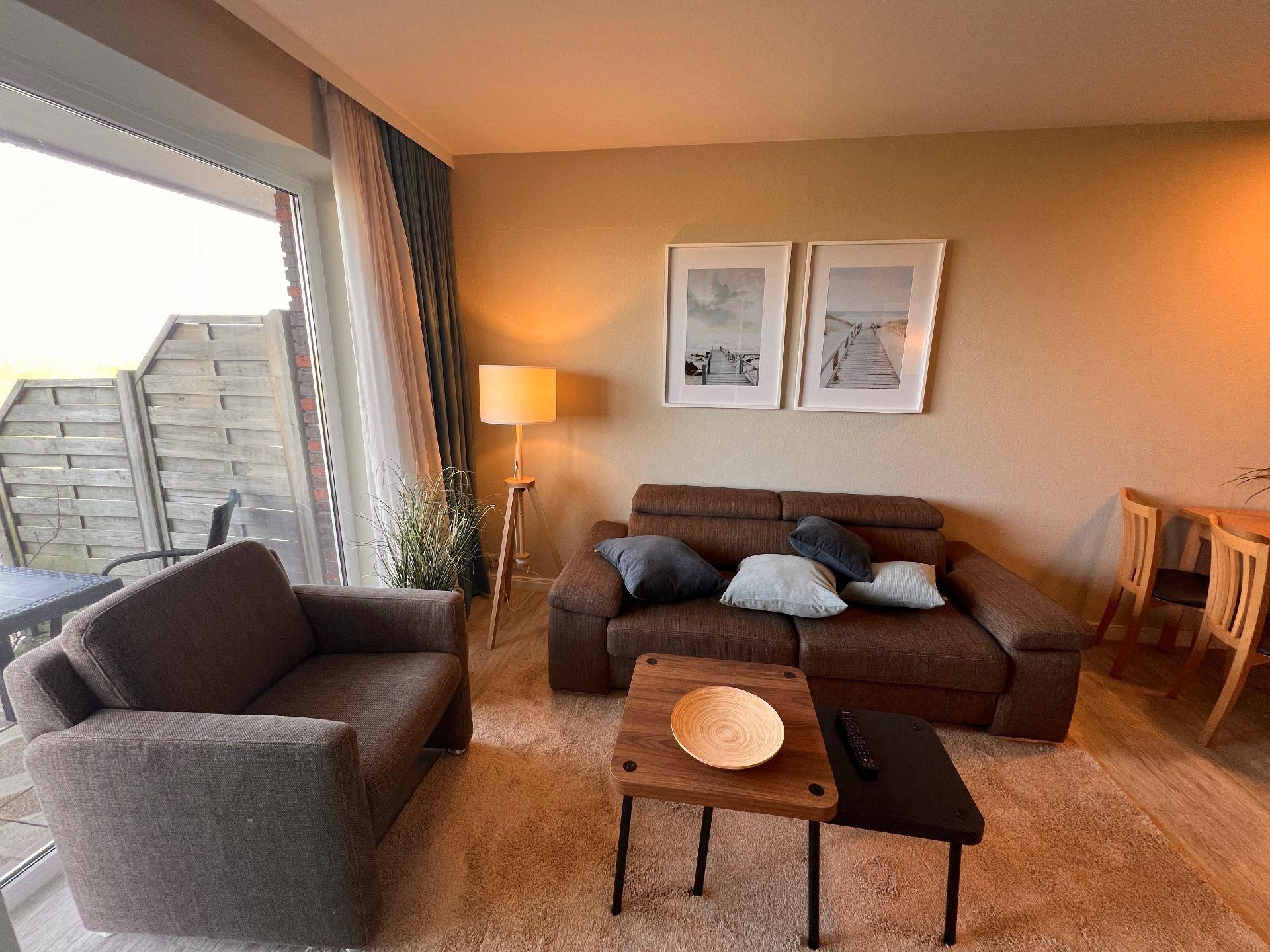 Ferienwohnung  NW 24  Terasse mit Meerblick Foto 8