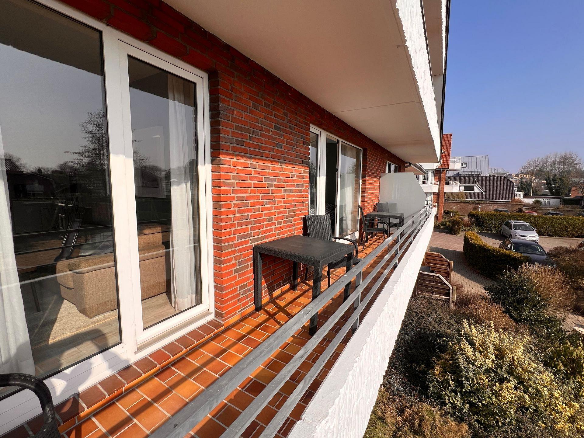 Ferienwohnung  NW 27 mit Balkon zur S&uuml;dseite Foto 3