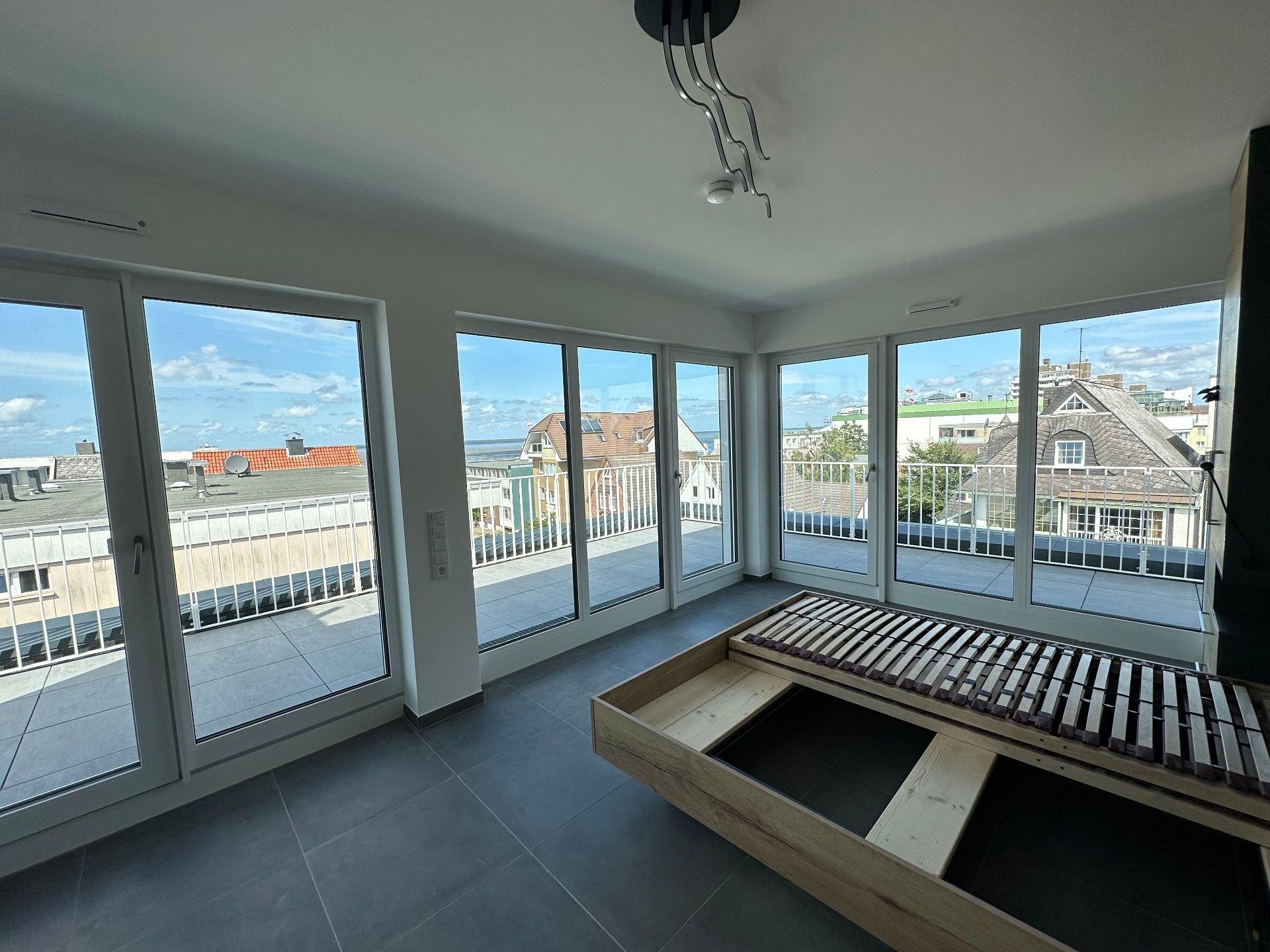 Schlafzimmer mit Meerblic