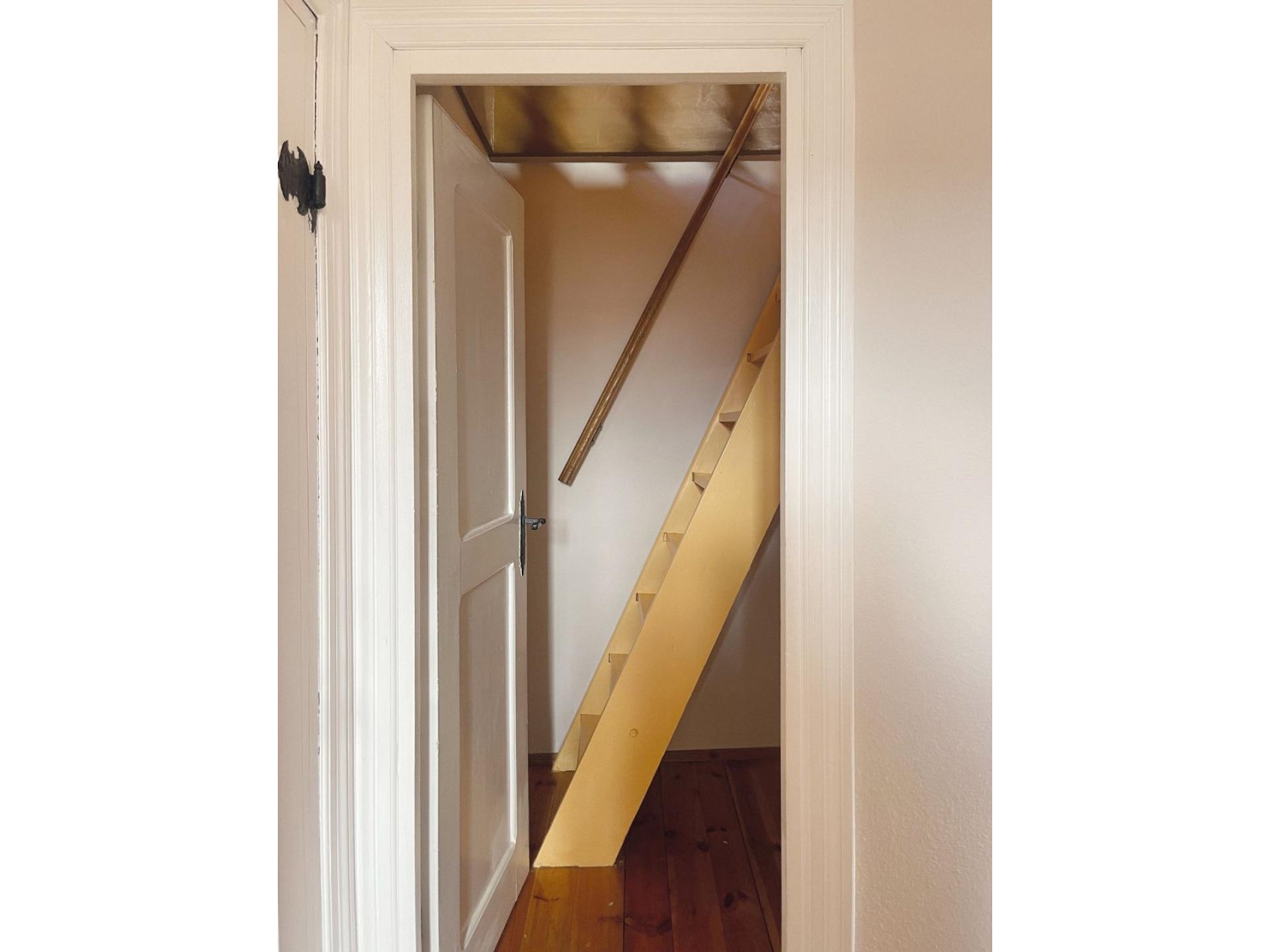 Treppe 4. Schlafzimmer