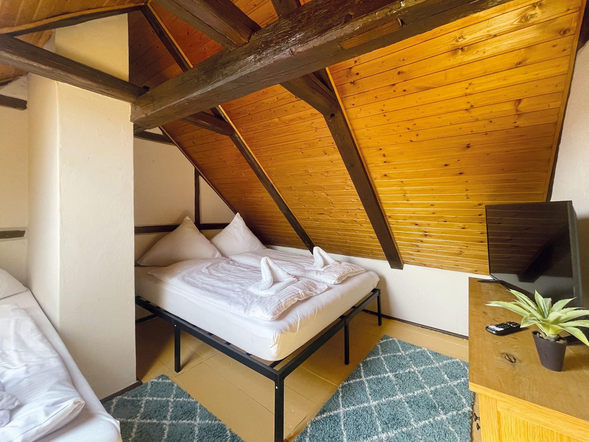 4. Schlafzimmer