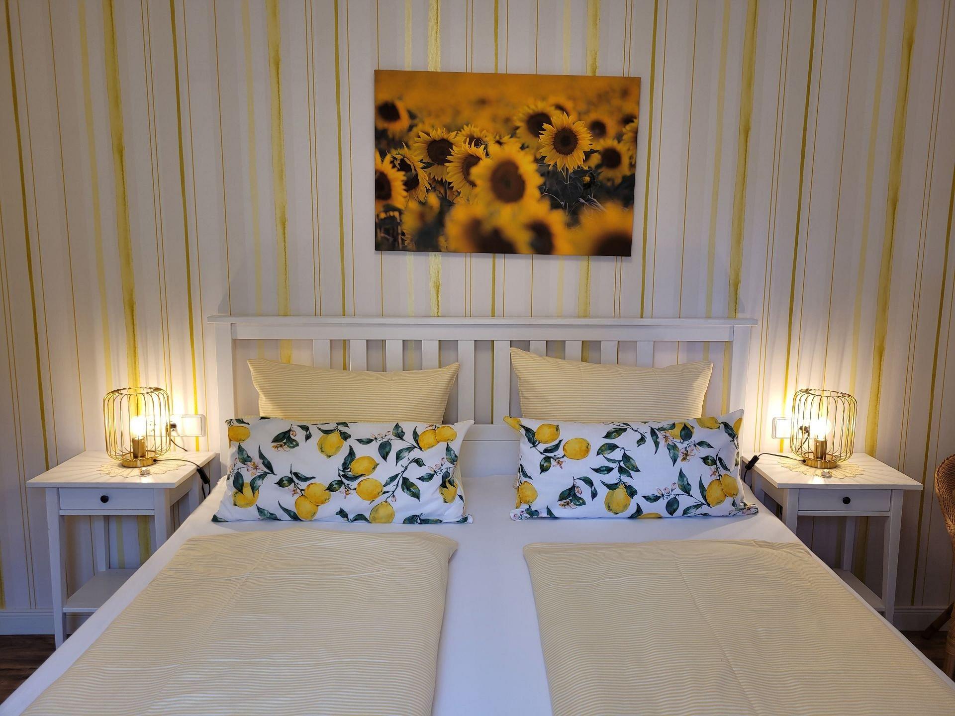 Schlafzimmer 1