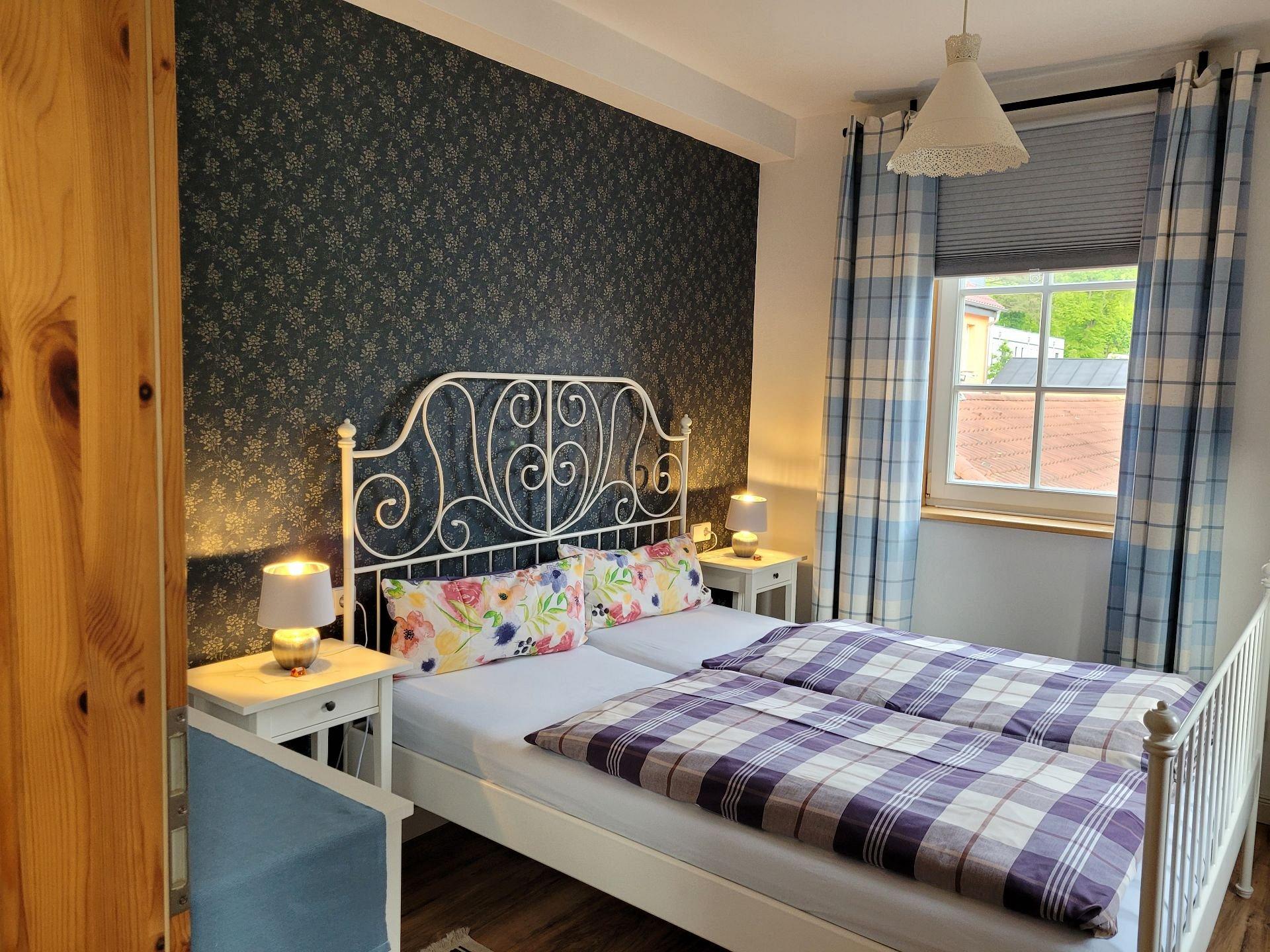 Schlafzimmer 2