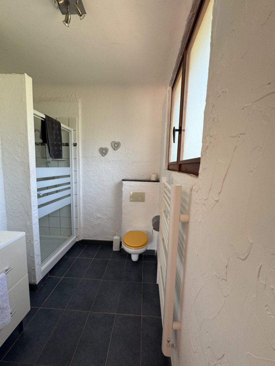 Dusche und WC