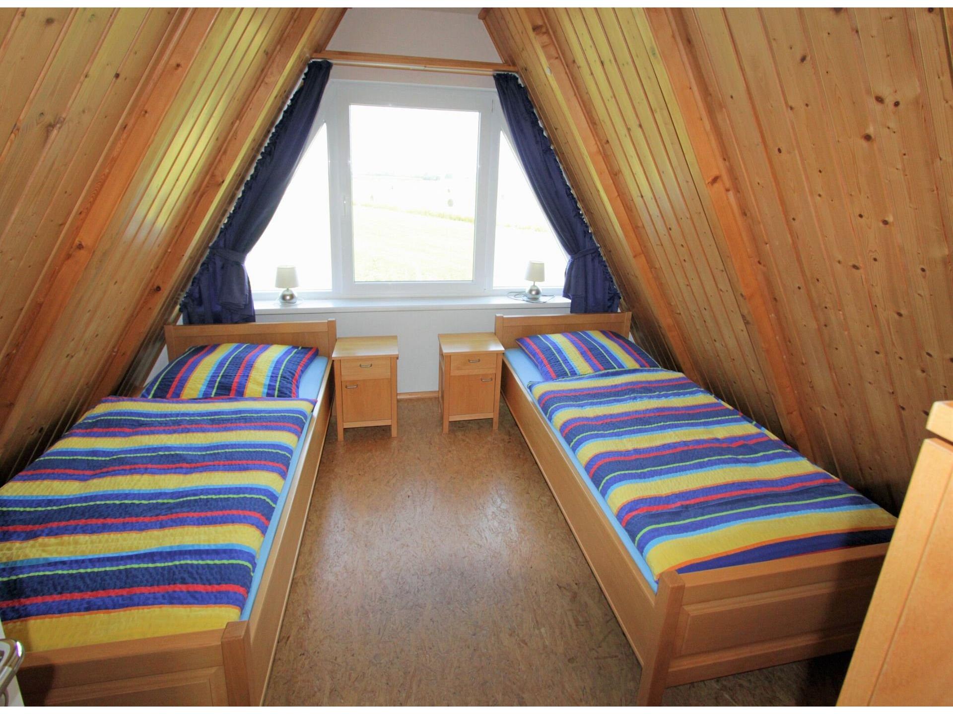 Schlafzimmer II mit Einze