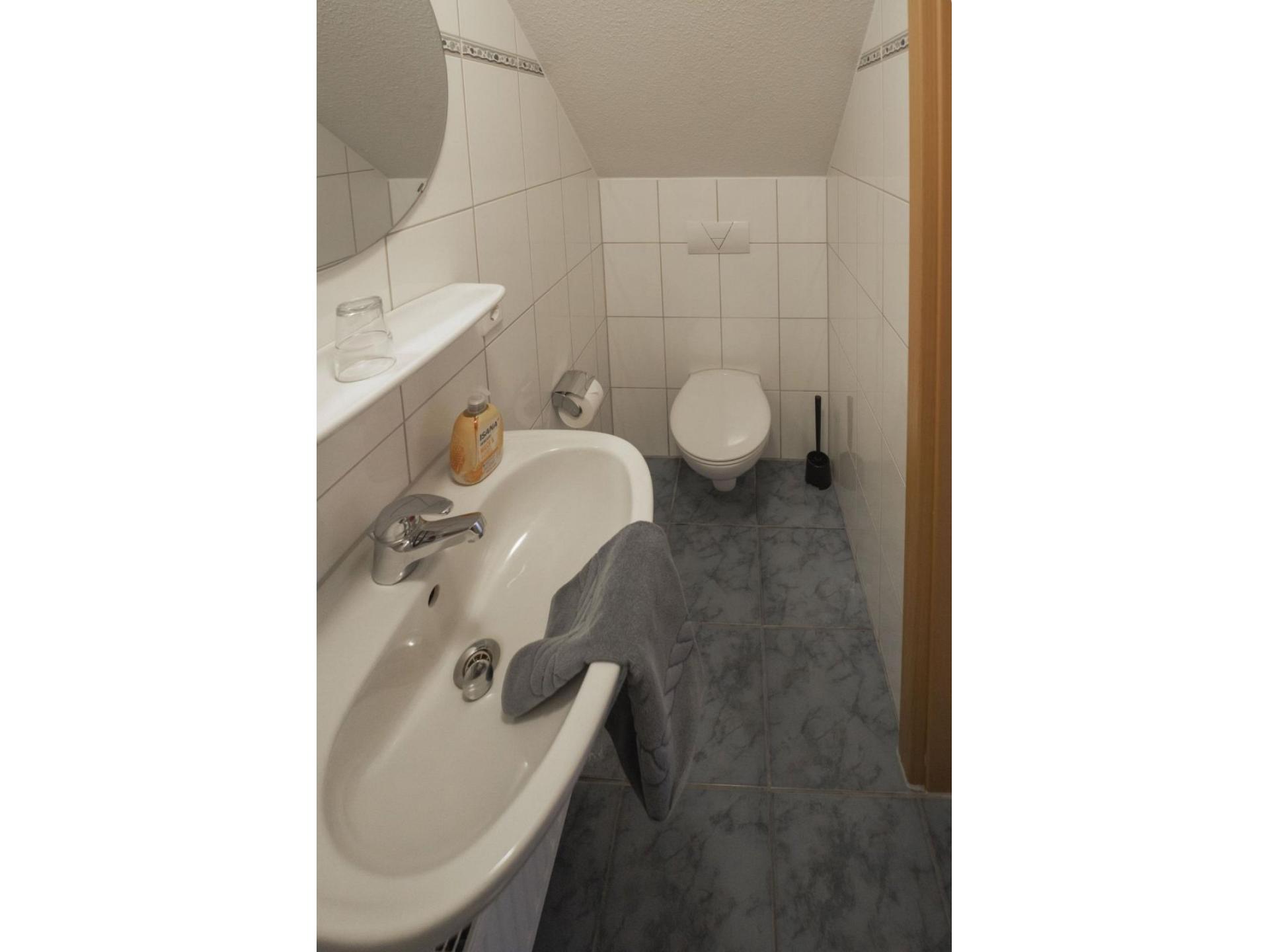 Gste WC im EG Haus 3 & 5