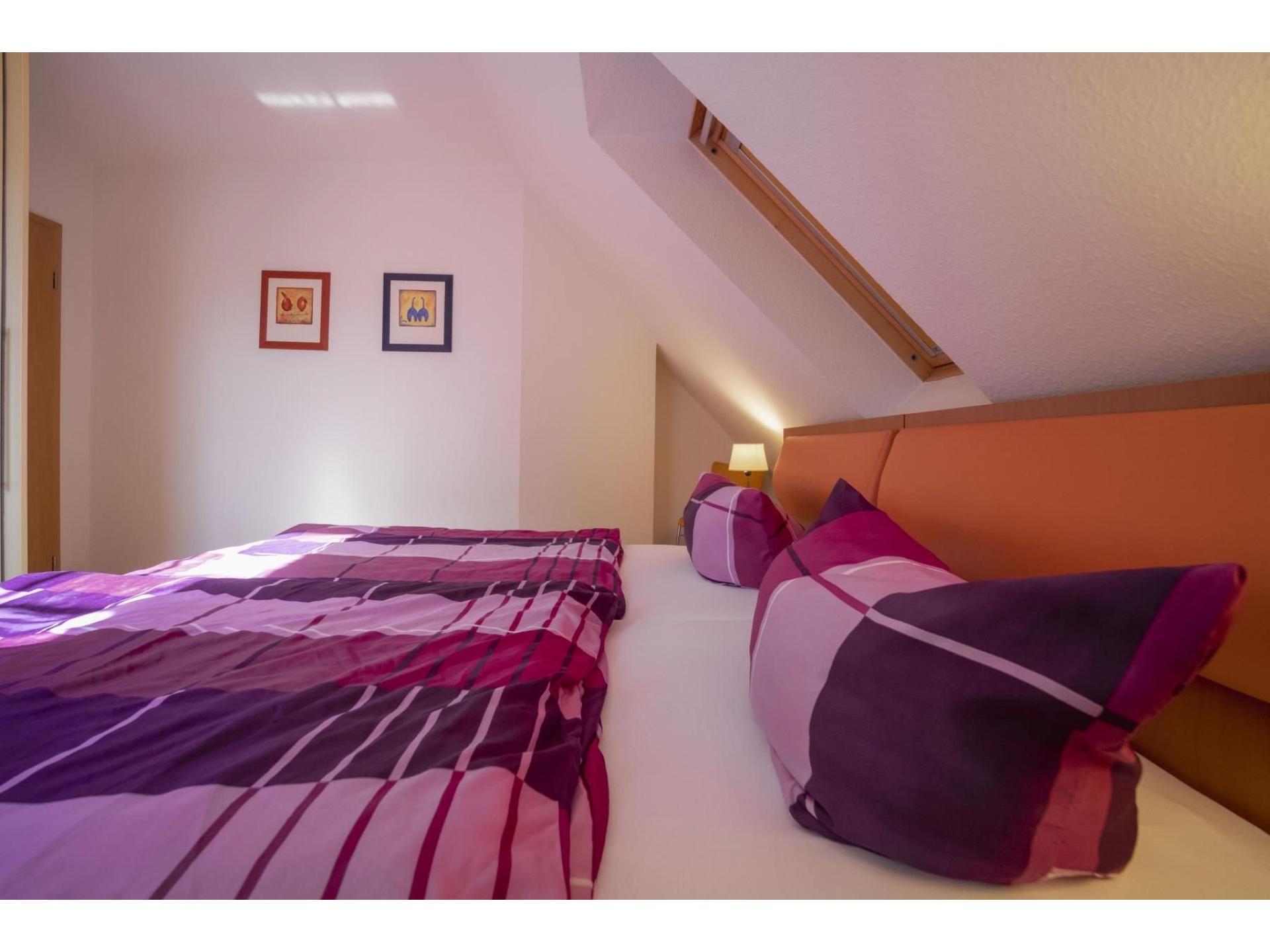 Schlafzimmer 1  im OG