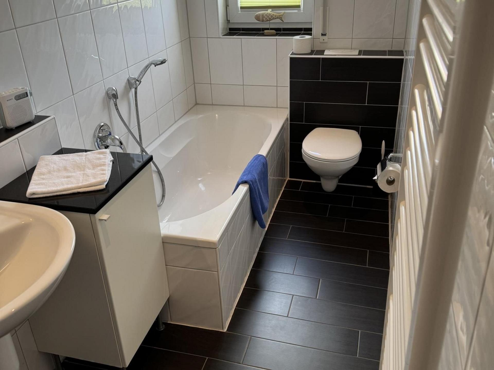 FH D&uuml;nehaus Duschbad