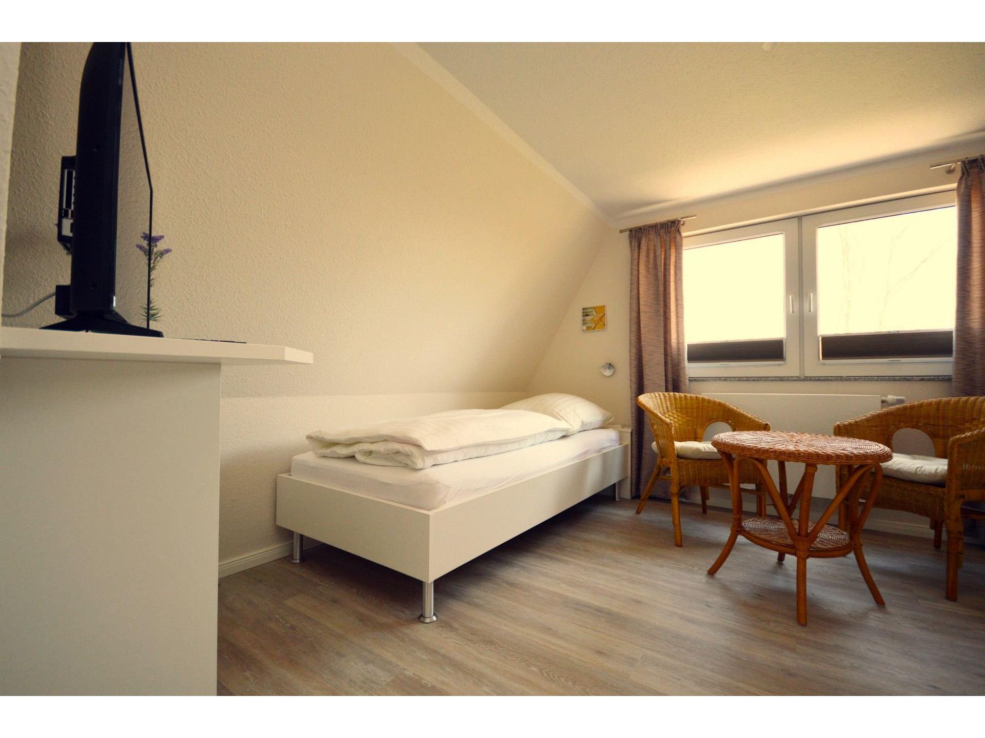 Schlafzimmer 2 OG
