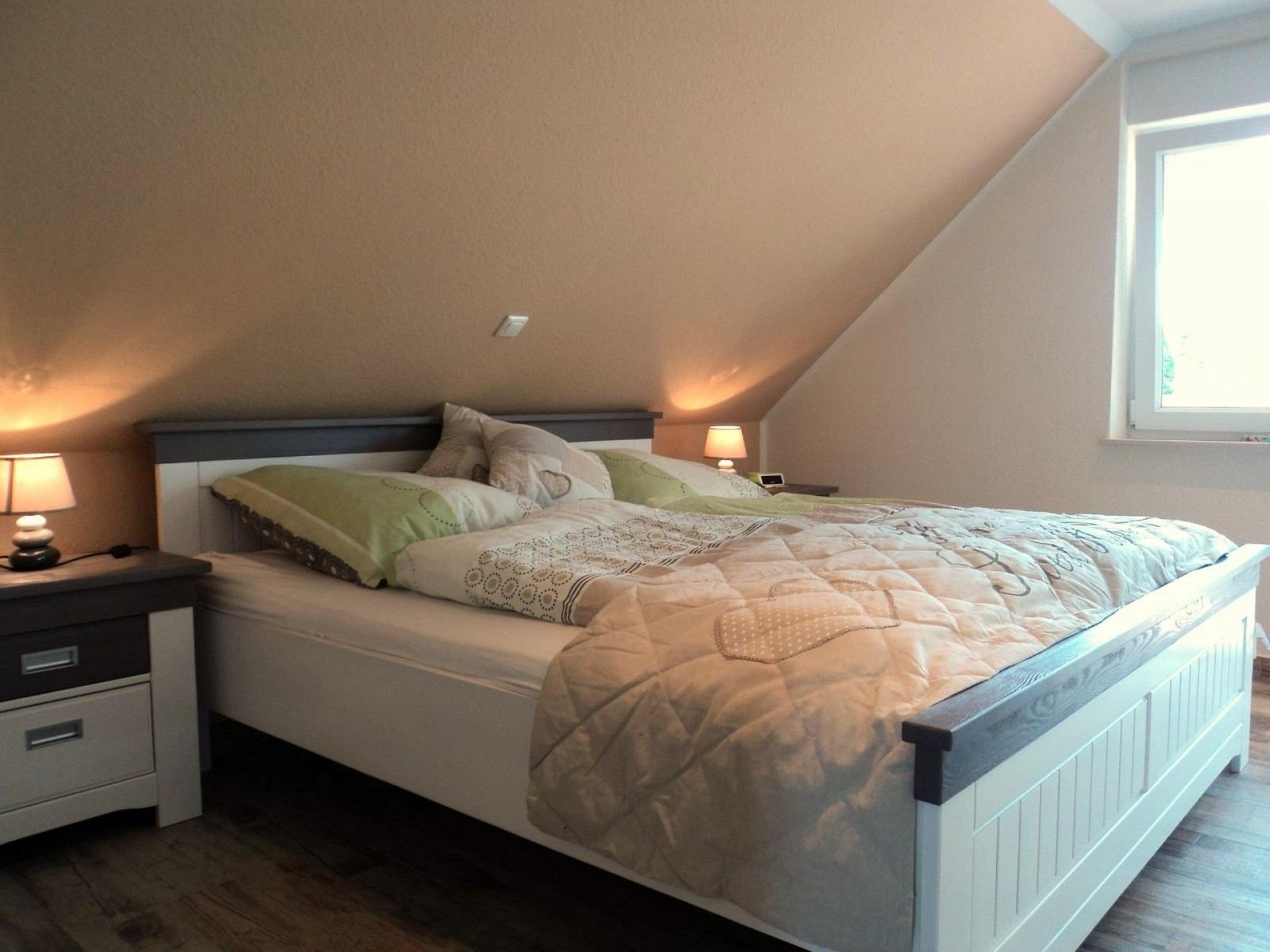 Schlafzimmer 3 OG
