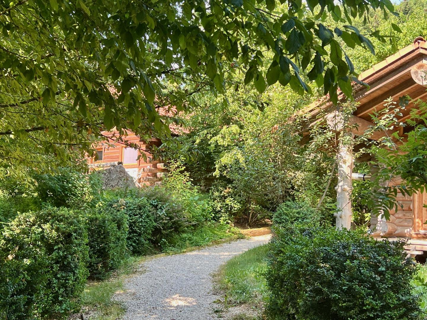Reitbetrieb und Ferienh&auml;user  - Header